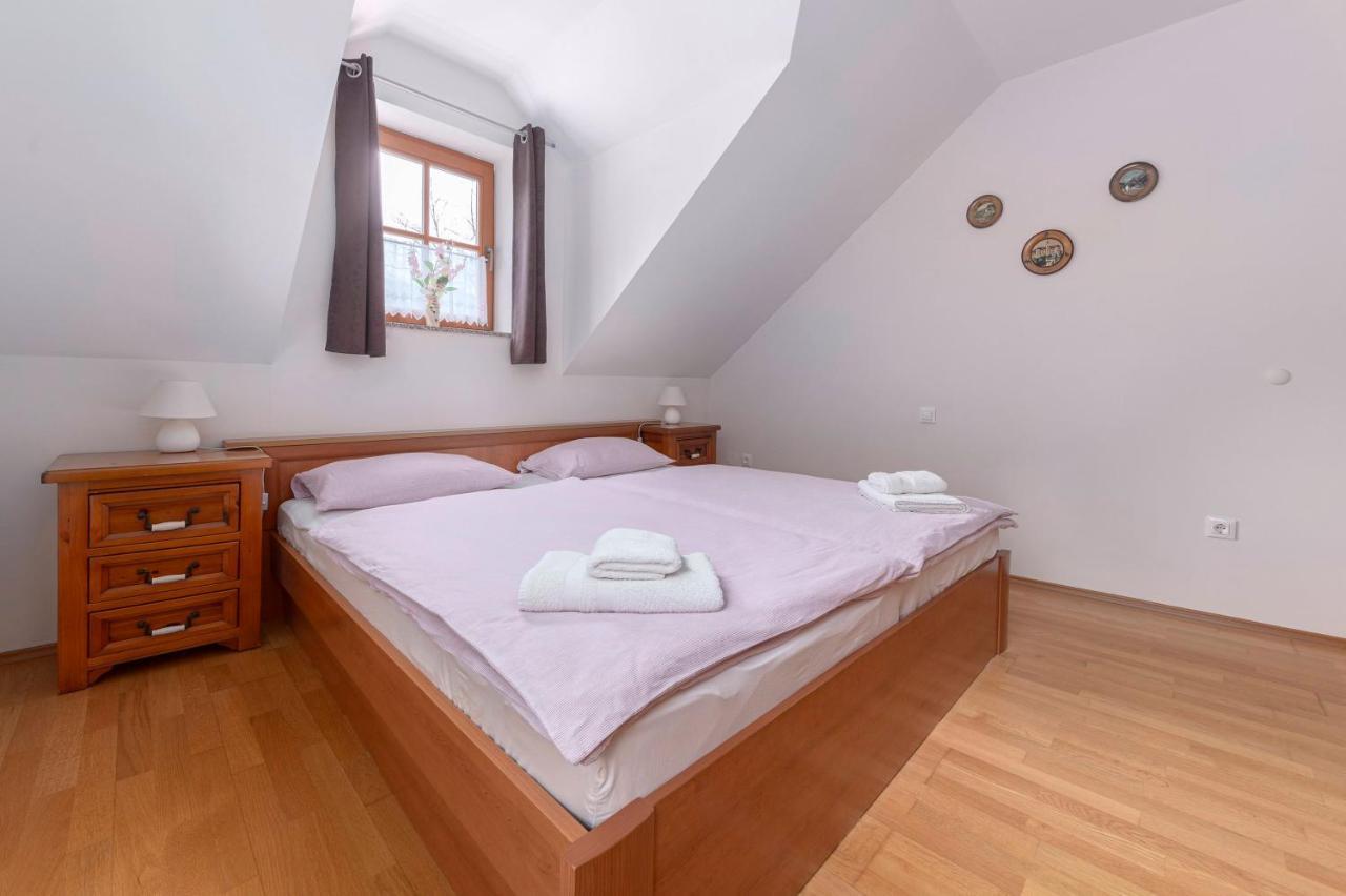 Apartma Metka Medvode Dış mekan fotoğraf
